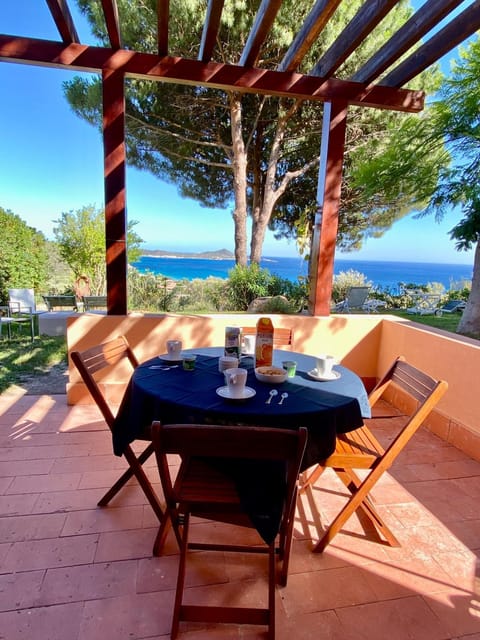 Patio, Day, Natural landscape, View (from property/room), Balcony/Terrace, Balcony/Terrace, Seating area, Dining area, Sea view