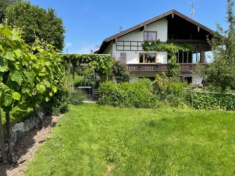 Apartment Am Weinberg Apartment in Prien am Chiemsee