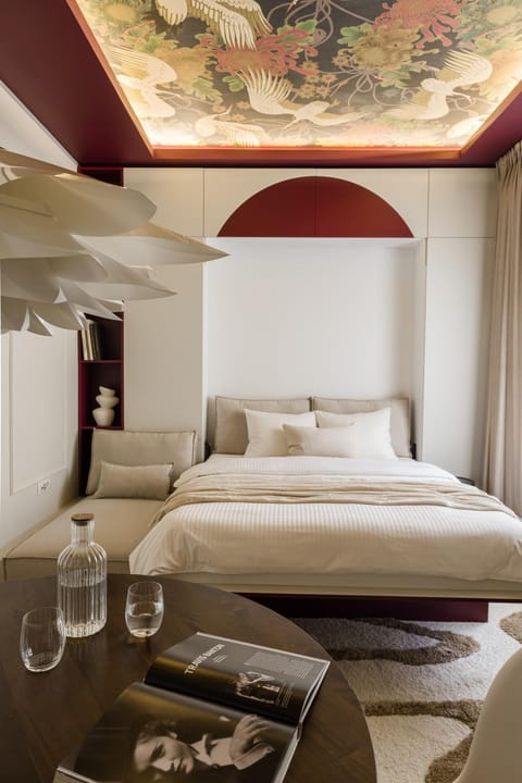 Bed, Bedroom