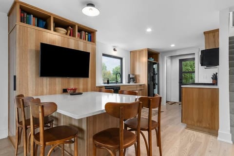 Hickory on the Lake , A stunning getaway on Lake Winnebago House in Oshkosh