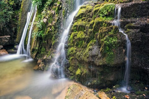 Nearby landmark, Day, Natural landscape