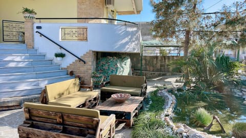 Garden, Garden, Balcony/Terrace, Seating area, Garden view