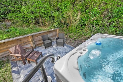 Treetop Terrace 250 Steps to Beach Heated Swim Spa House in Butler Beach