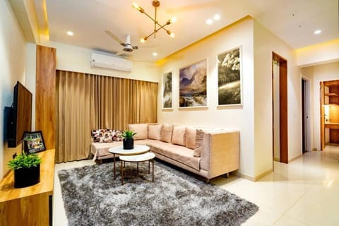 Communal lounge/ TV room, TV and multimedia, Living room, Seating area, Evening entertainment, fireplace