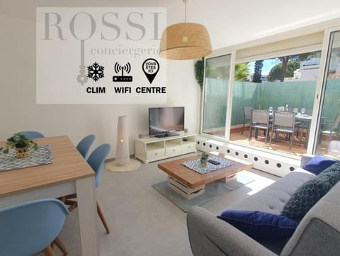 TV and multimedia, Living room, Seating area, Dining area