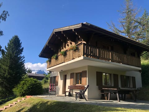 Property building, Day