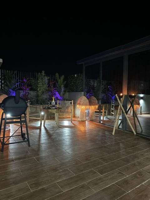 Patio, Night, View (from property/room), Balcony/Terrace