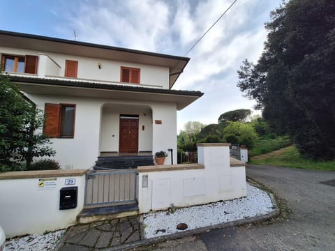 Day, Neighbourhood, Street view