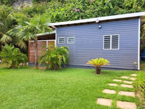 Property building, Day, Garden, Garden view