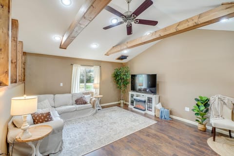 Peaceful Brandenburg Home about 6 Mi to Ohio River! House in Indiana