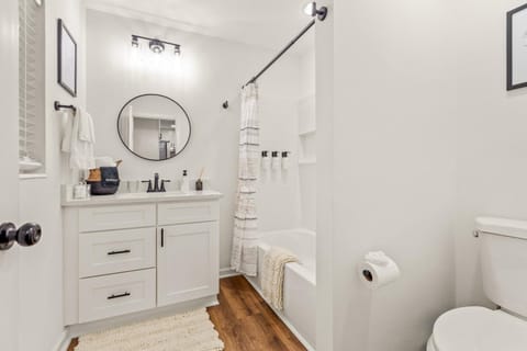 Midtown CharmMinutes to Downtown, FSU, FAMU House in Tallahassee