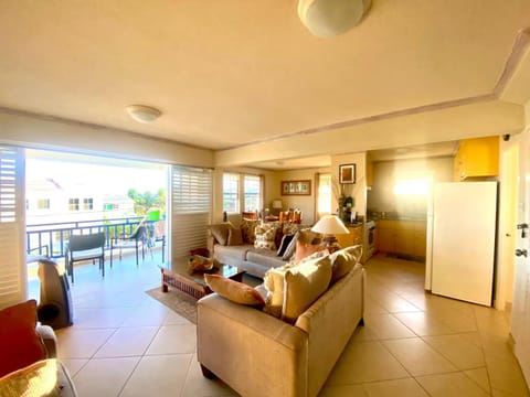 Balcony/Terrace, Living room, Seating area, Dining area