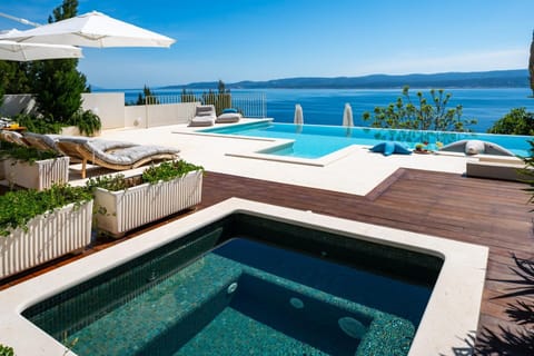 BBQ facilities, Balcony/Terrace, air conditioner