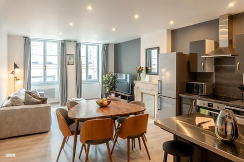 Hypercentre, spacieux, authentique - Le haut Saugeais Apartment in Pontarlier