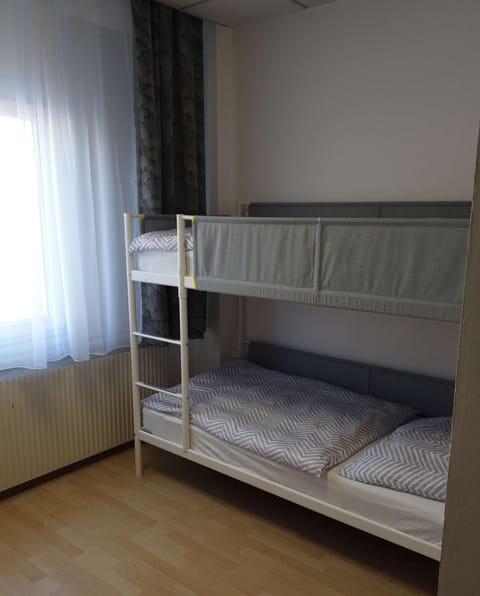 bunk bed