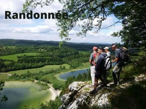 Superbe appartement au coeur du Jura Apartment in Jura