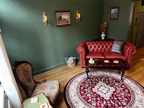 Robin’s Hollow: 2BD Home Near Wrexham AFC House in Wrexham