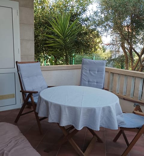 Balcony/Terrace, Garden view