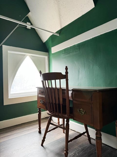 Evansville Holiday House Apartment in Evansville