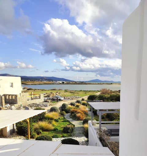Natural landscape, View (from property/room), Lake view, Sea view, sunbed