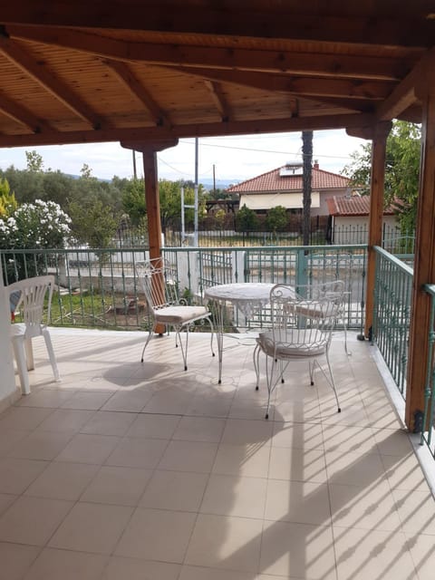 View (from property/room), Balcony/Terrace