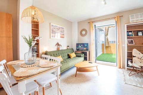 Lounge or bar