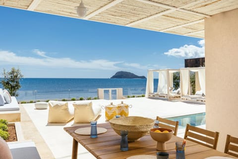 Balcony/Terrace, Balcony/Terrace, Dining area, Beach