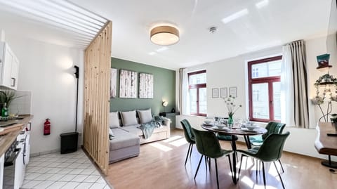 Living room, Photo of the whole room