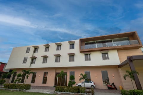 Property building, Day, Parking
