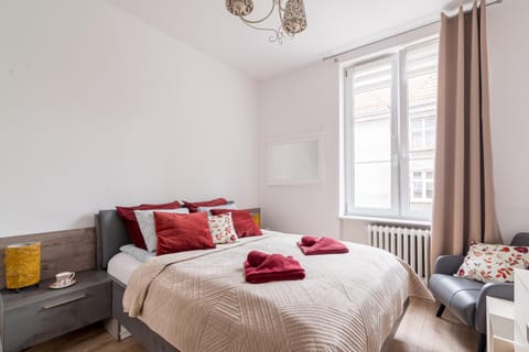 Bed, Photo of the whole room, internet