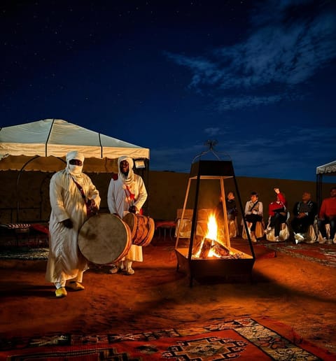 Night, People, group of guests