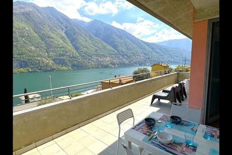 Riflessi sul Lago Apt Laglio - Tramonto House in Laglio