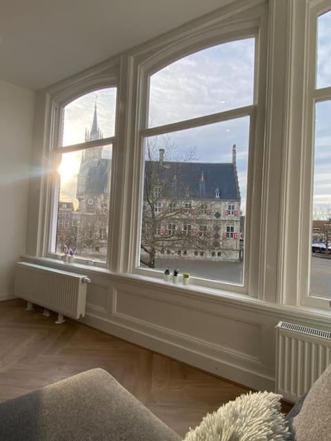 Apartement City Center Gouda: View Deluxe Apartment in Gouda