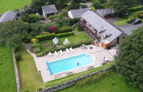 Property building, Bird's eye view, Garden, Garden view, Pool view, Swimming pool, sunbed