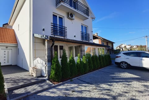Property building, Parking
