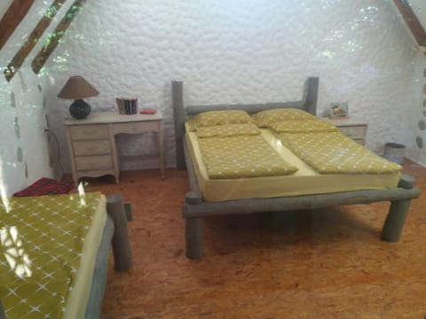 Cabin Hill Station Queen Cabin in Sarajevo