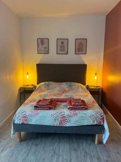 Les studios de Bron Pinel Apartment in Lyon