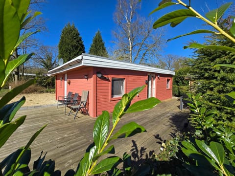 Cozychalet met prive Hot tub Campground/
RV Resort in Limburg (province)