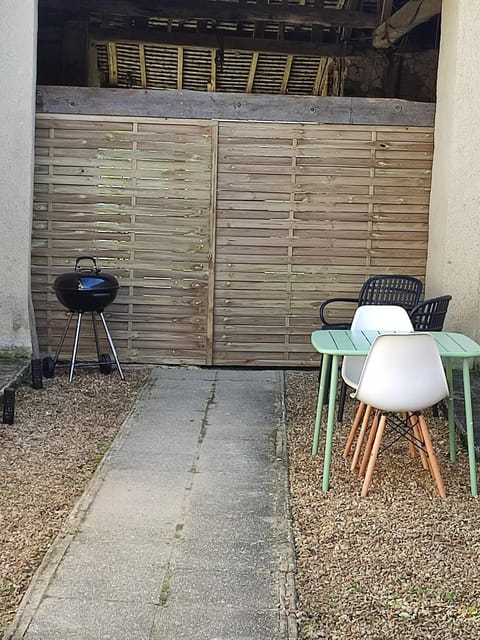 Broc Apartment in Centre-Val de Loire