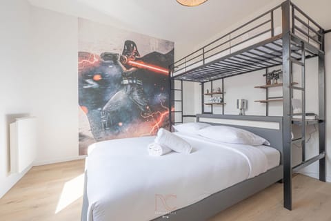 Bed, Photo of the whole room, Bedroom, bunk bed