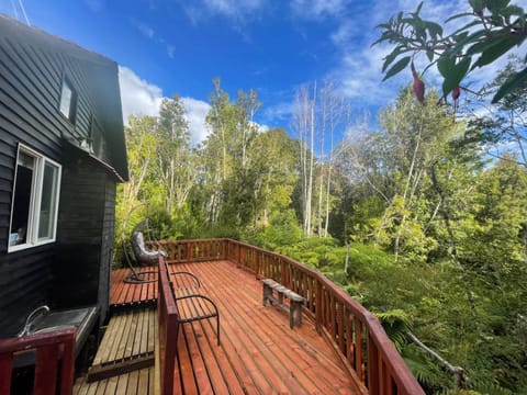 Property building, Patio, Off site, Day, Natural landscape, Activities, Activities, Summer, BBQ facilities, Garden, View (from property/room), Balcony/Terrace, Garden view, Sunrise, VIP, VIP, VIP