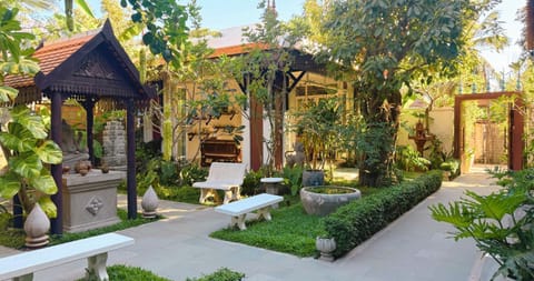 Property building, Garden