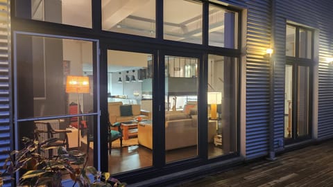 Superbe loft de caractère avec garage à 10' du centre Apartment in Liège