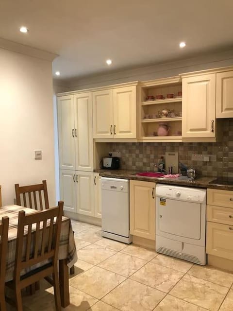 Pier View Portmagee House in County Kerry