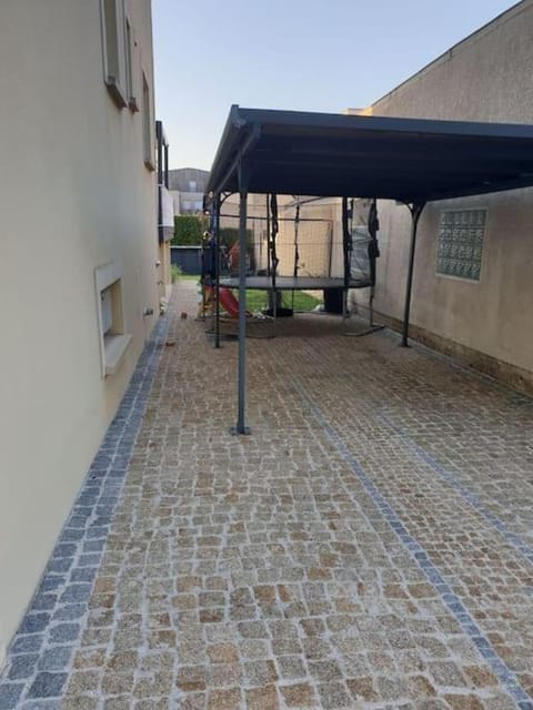 Logement Proche Disneyland et Paris Apartment in Lagny-sur-Marne