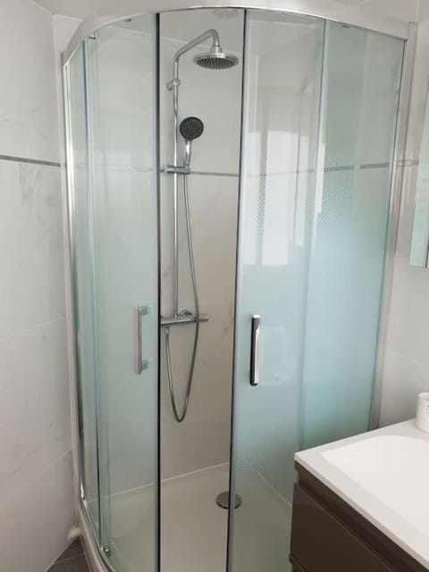 Logement Proche Disneyland et Paris Apartment in Lagny-sur-Marne