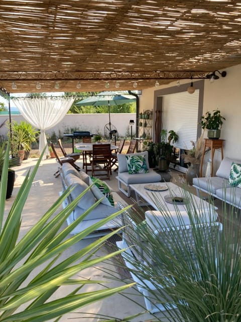 Patio, Living room, Dining area