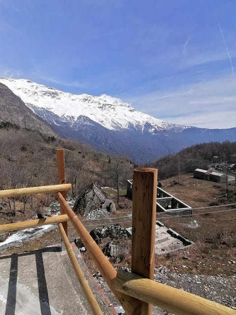 Day, Natural landscape, Balcony/Terrace, Mountain view