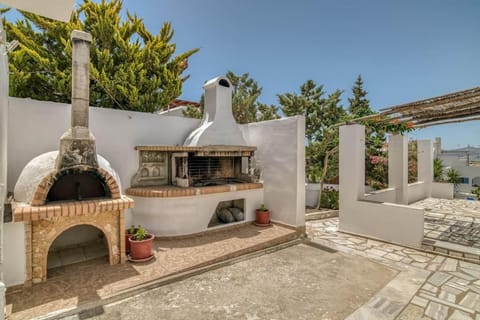 Villa Manios Glisidia sea view Villa in Paros, Greece