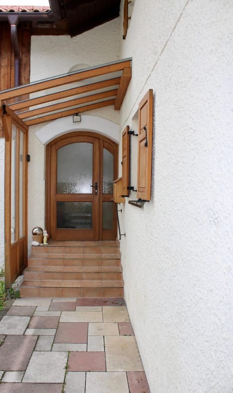 Ferienhaus mit Garten für bis zu 6 Personen House in Rosenheim